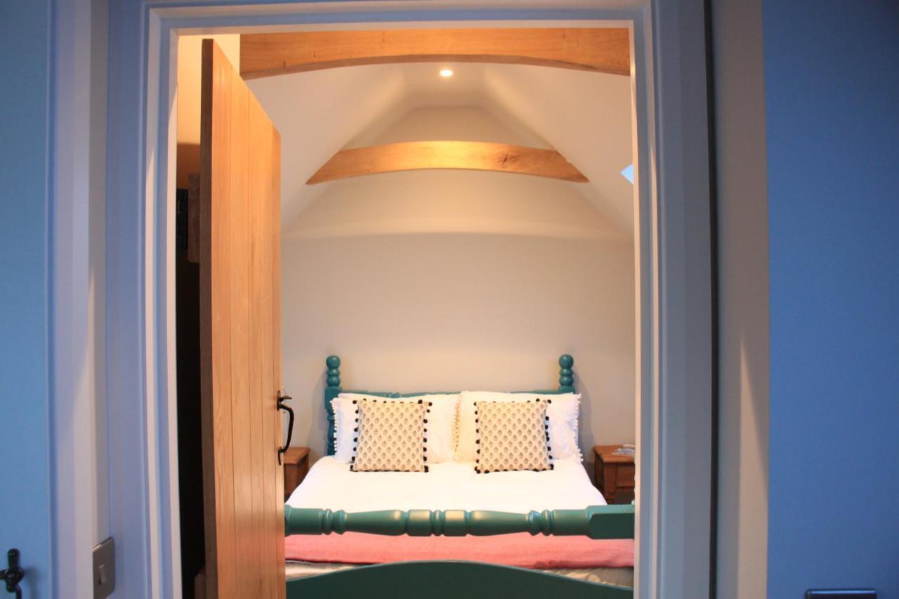 Charming And Luxury Retreats On Our Farm Billingshurst Exterior foto