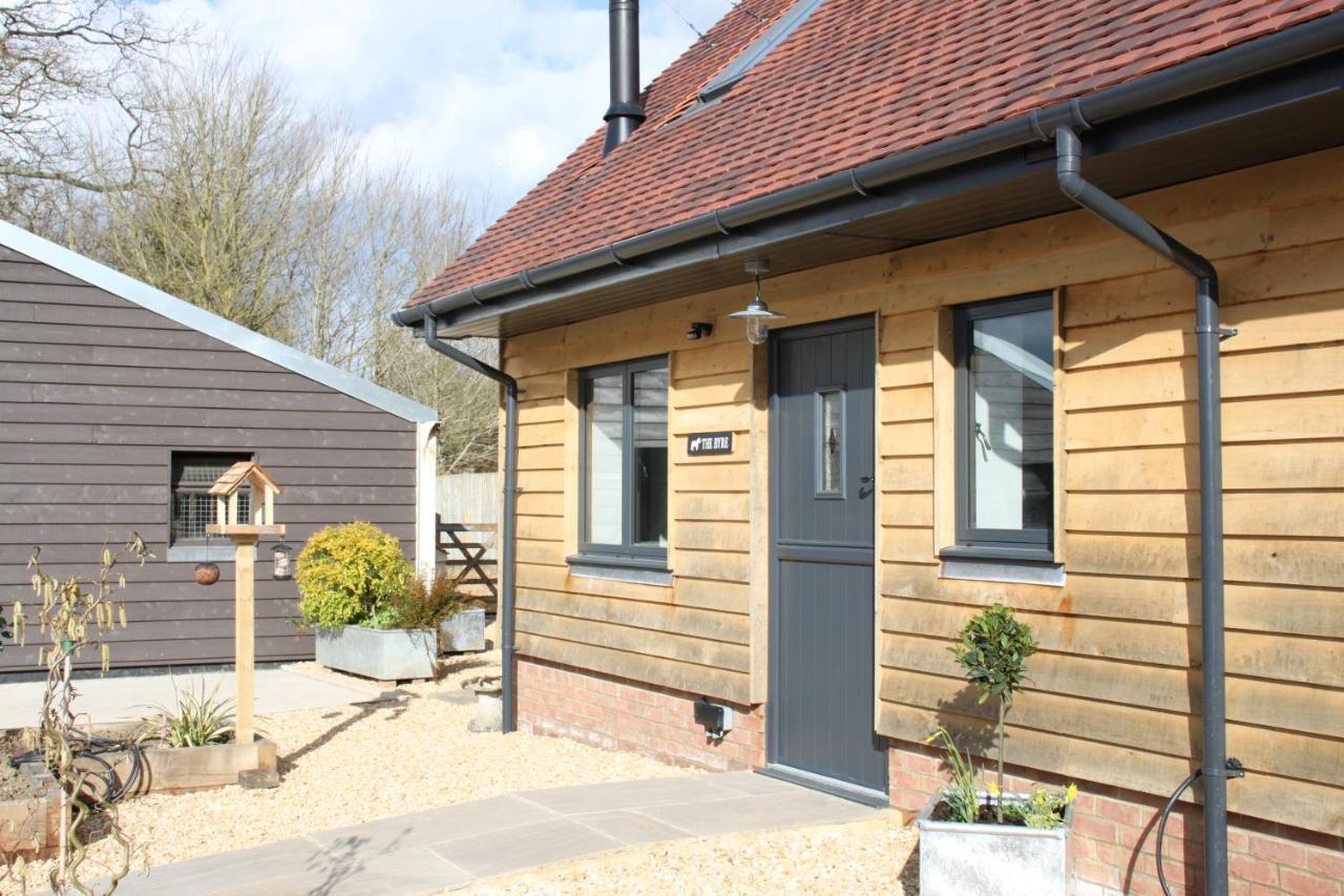 Charming And Luxury Retreats On Our Farm Billingshurst Exterior foto
